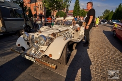 A7305695-