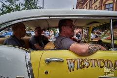 A7305742-