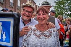 A7305747-